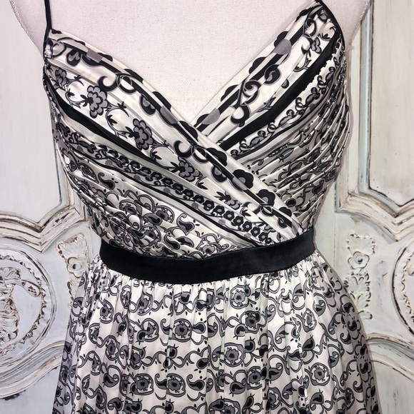 Arden B. 100% Silk Black and White Print Waisted Gathered Spaghetti Strap Dress - Picture 5 of 13